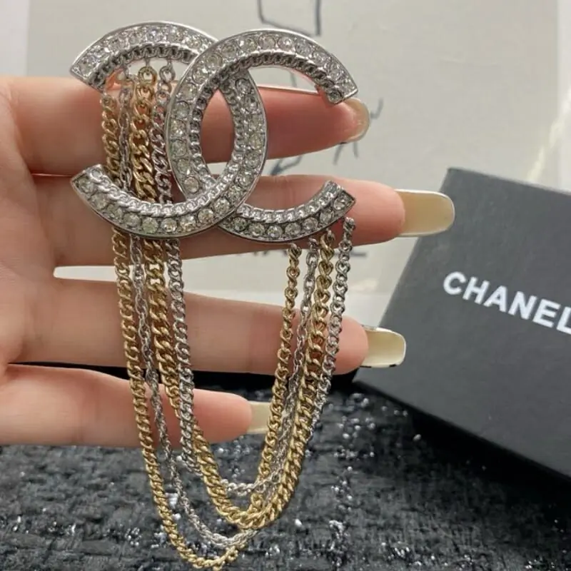 chanel brooches pour femme s_1253b772